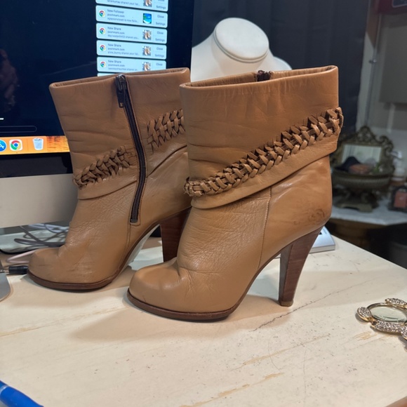 size 61/2 tan soft leather from brazil boots - Picture 3 of 16